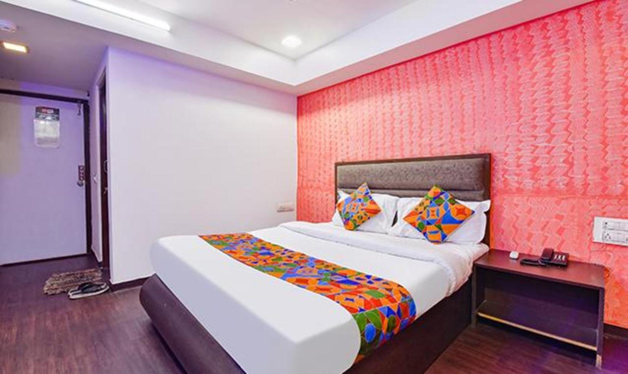 Fabhotel Blue Moon I Ахмедабад Экстерьер фото